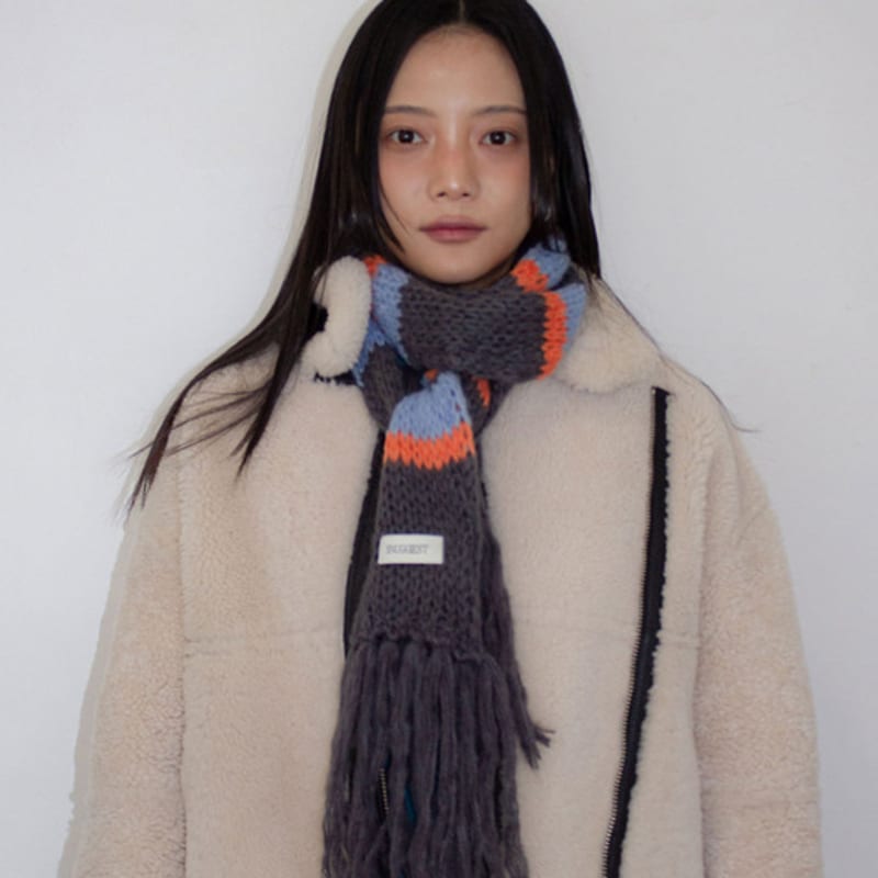 

SNUGGIEST Hairy Stripe Muffler [Sweet Charcoal] Sweet Charcoal