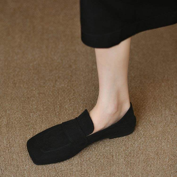 Retro loafers z płaską podeszwą, niszowe, pojedyncze buty damskie, 2025 nowość wiosna-jesień, brytyjskie buty typu one-pedal, z miękką podeszwą, Doudou