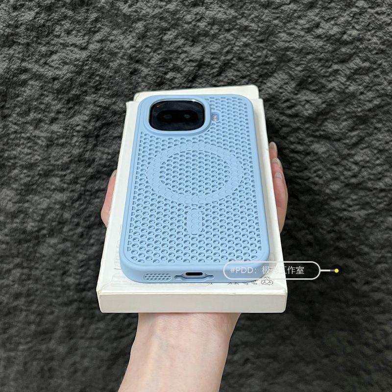 For Vivo iQOO 15R iQOO Z11 Turbo Case Magnetic Honeycomb Hole Heat Dissipation PC Silicone Skin Feel Cover Non-Slip Bumper