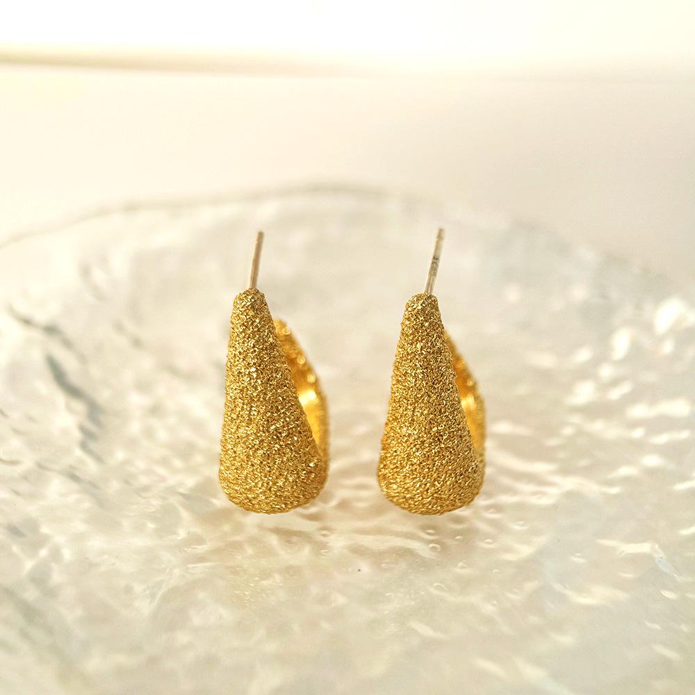 18K Gold-Plated Geometric Irregular Curve Hook Earrings for Women