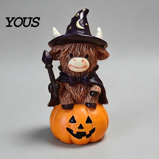 Halloween Highland Cow Decor Figurine, Witch Pumpkin Skull Statue, Resin Scottish And Skeleton Figurine Ornament for Calf Lovers, Shelf, Tiered Tray,