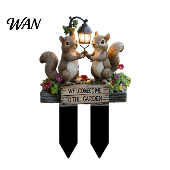 Easy Install Garden Stake Two Squirrels Decorative Stake, Welcome to The Acrylic Yard Outdoor Ornament Art, Street Lamp Squirrel Sign for Lawn Pathway