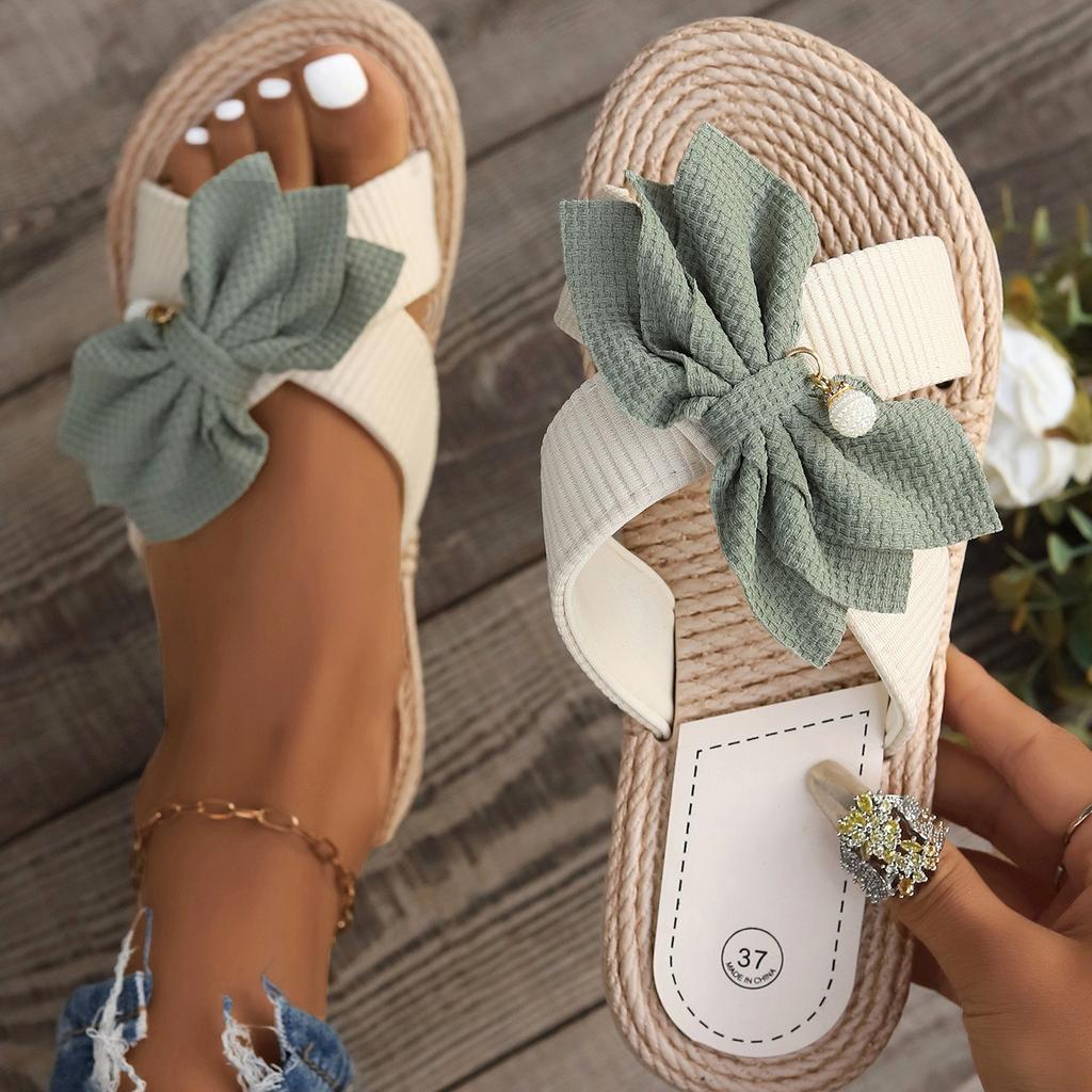 Fashion 2025 Women Slippers Bow Anti Slip Sandals Trend Soft Sole Flat Heel Slippers Comfortable New Designer Shoes Home Slides Women