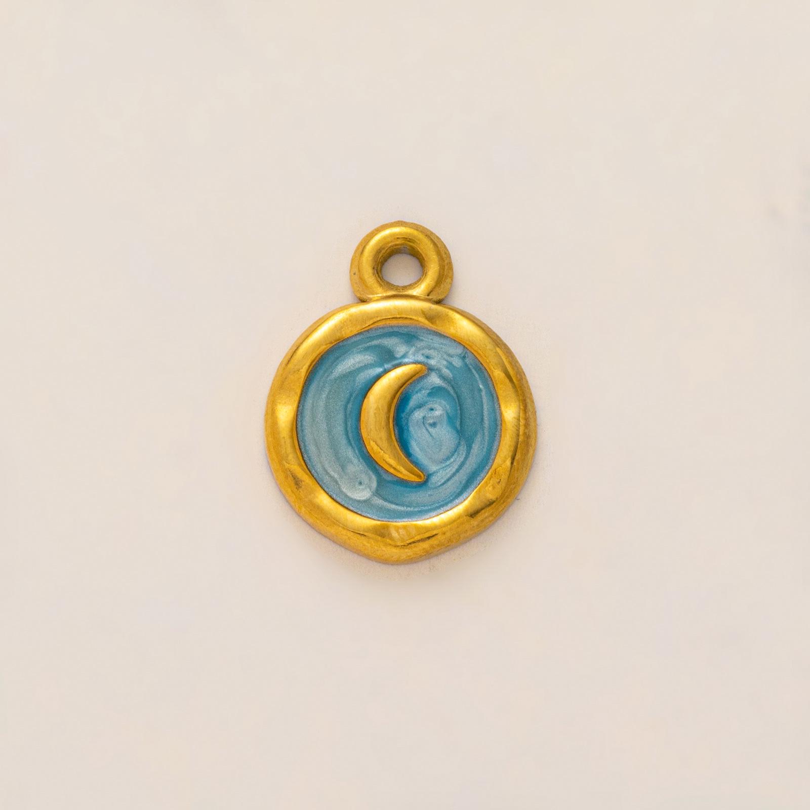 18K Gold-Plated Turtle Pendant with Adjustable Chain: Durable Stainless Steel Design
