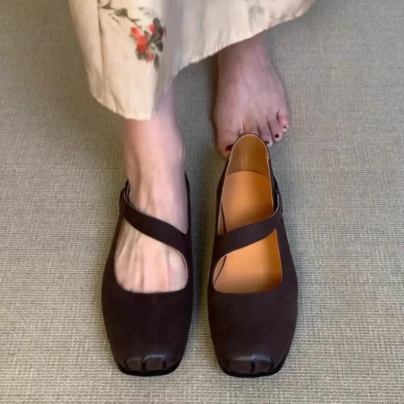 Modische Schuhe für Damen 2024 Hohe Qualität Slipper Damen Ballerinas Mode Quadratische Zehenpartie Lässige flache Schuhe Neu Flache Ausschnitt Niedrige Absätze Zapatos