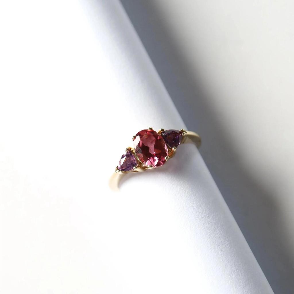 Anel de Noivado de Rubi Oval: Anel Nupcial Banhado a Ouro Amarelo com Acento de Ametista: Jóias de Casamento Art Deco para Noiva Presente para mulheres