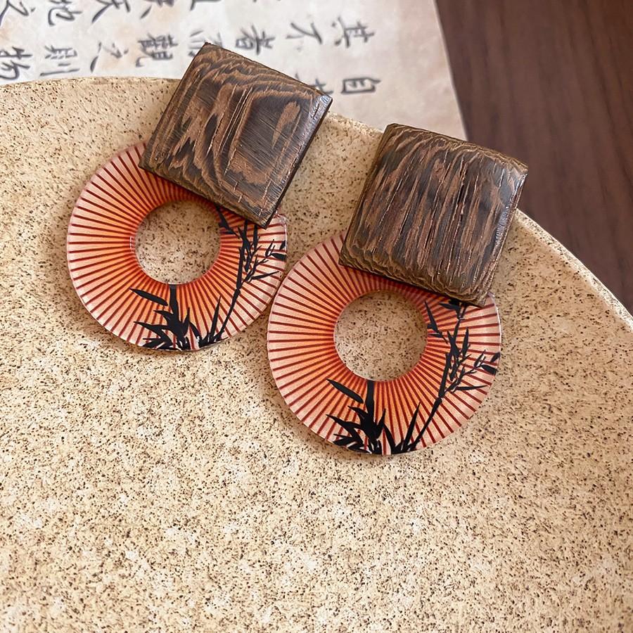 French Retro Silver Needle Round Flat Round Resin Fringed Earrings Light Luxury High-end Earrings Versatile Earrings