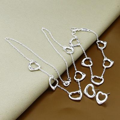 Conjunto de Colar, Pulseira e Brincos de Joias Cinco Corações T120