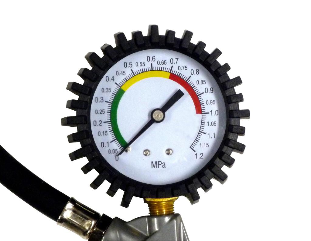 GREATTOOL Arcland Sakamoto Air Chuck Gun with Air Gauge for and Trucks, Cars, Motorcycles, GTAC-02