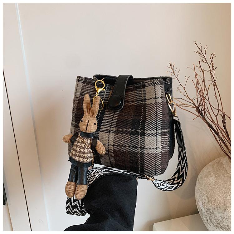 2025 Satchel Women, New Fashion Messenger Bag Women's High-end Texture Shoulder Small Square Bag In Stock