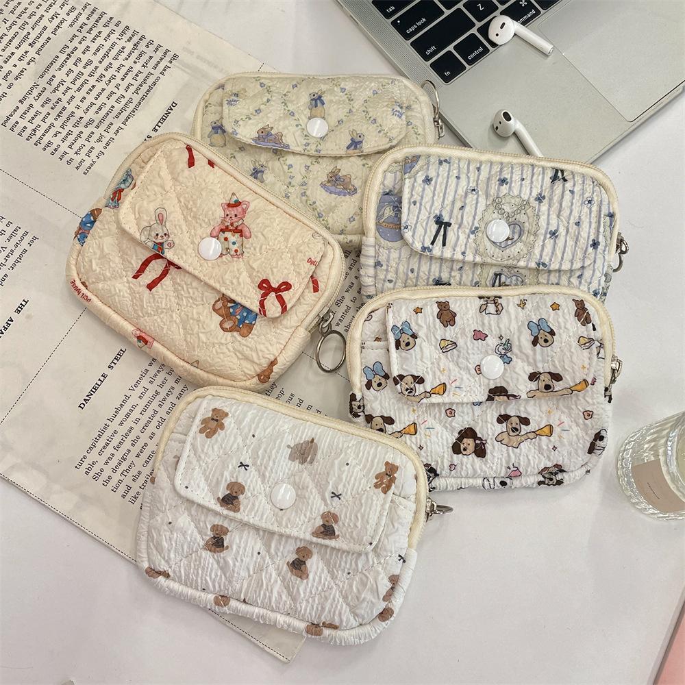 Cute Cartoon Small Travel Cosmetic Lipstick Earphone Card Portable Storage Bag Purse Women Gift Pouch In Make up Bags Organizer