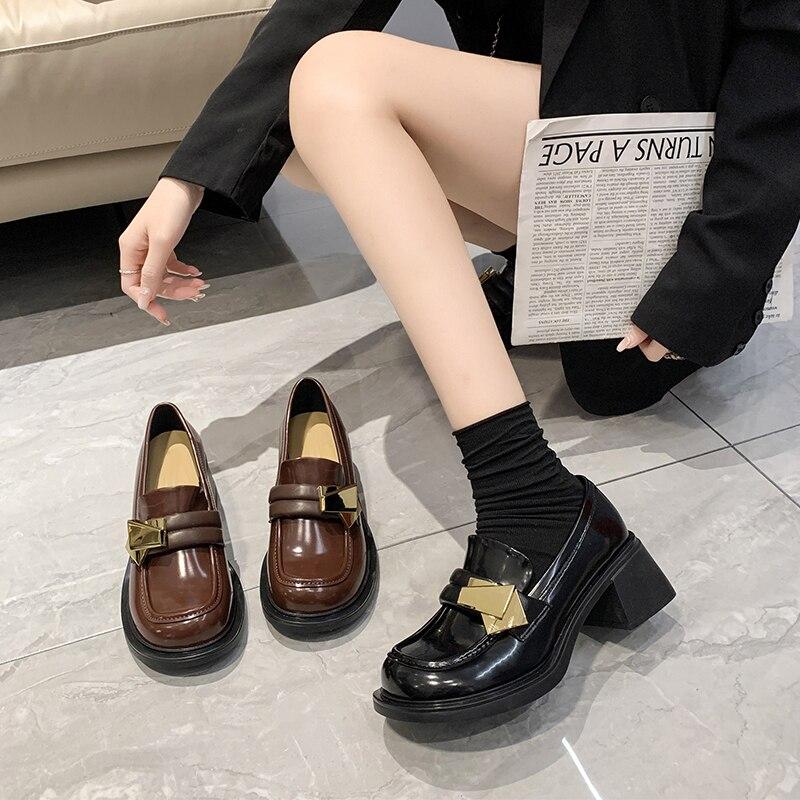 Nauji „Lolita“ batai, moteriški „Slip on“ kvadratiniai aukštakulniai, masyvi odiniai „Oxford“ batai, skirti moteriškiems kasdieniams plius dydžio batams