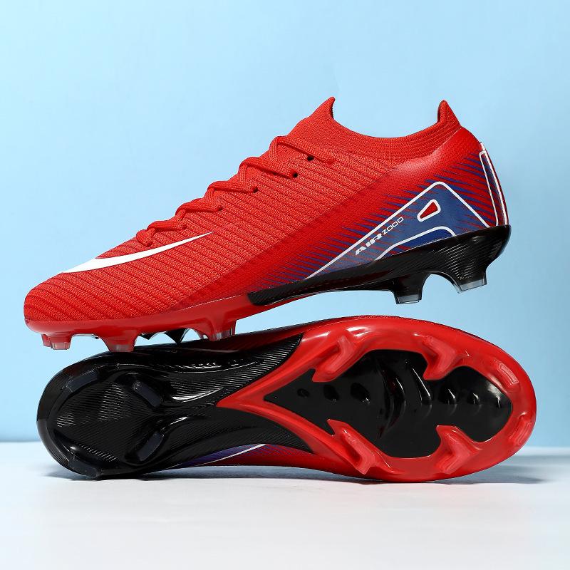 Seamless Non-slip Football Shoes Men's Low-top Youth Long Nails and Broken Nails Training Shoes Are Easy To Bend