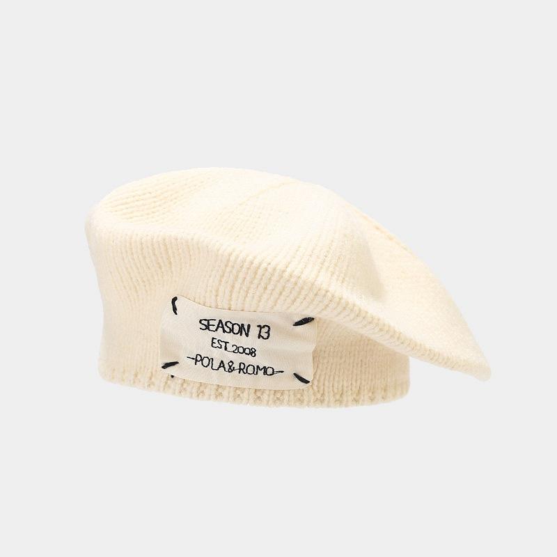 Autumn and winter new knitted beret ins literary and retro painter hat girls show their faces small versatile hat