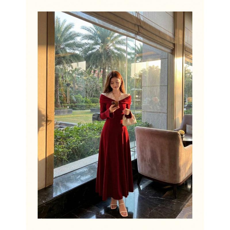 

High-end lace splicing dress for women s autumn and winter new waist and thin retro design dress XL