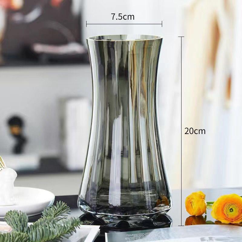 Nordic Wind-Inspired Glass Vase for Fresh Lilies: Creative Ornament for Living Room