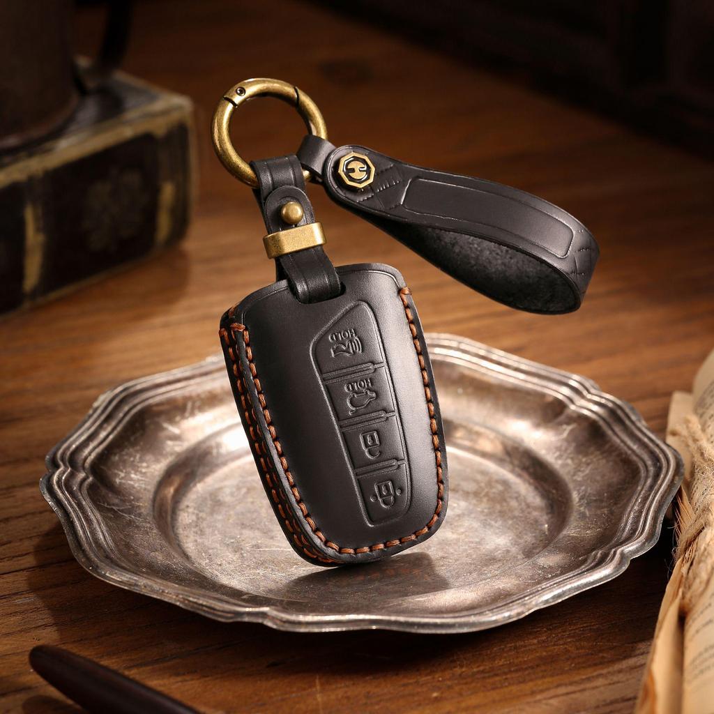 Moderne IX45 Handgefertigte Schlüsselhülle aus Rindsleder - Kreative Schutzhülle mit Schnalle