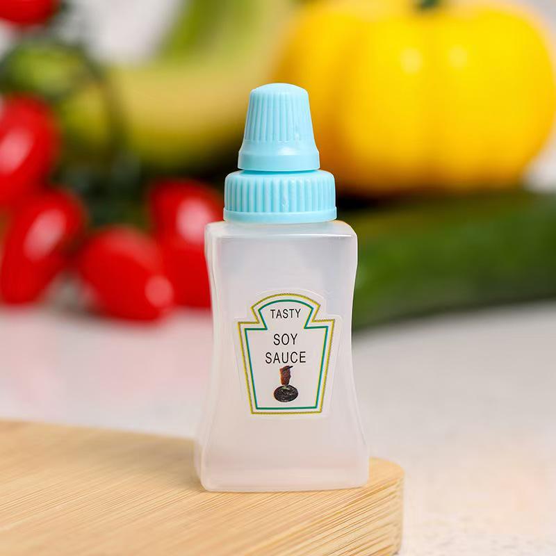 Portable Mini Squeeze Bottle for Tomato Salad Dressing and Honey Dispenser