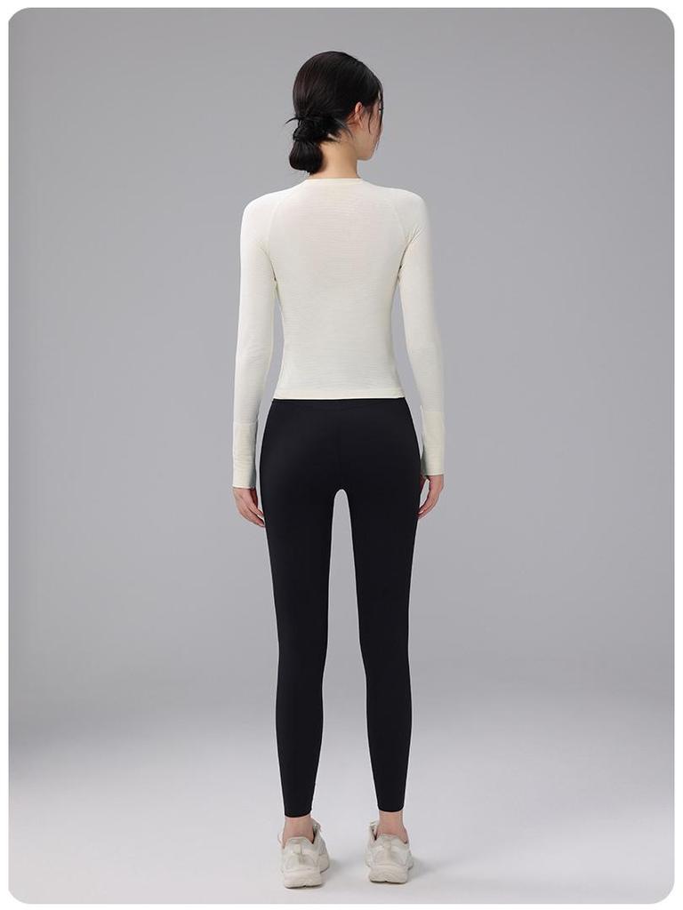 Women's Quick-Dry Long Sleeve Round Neck Training Top for Yoga and Running