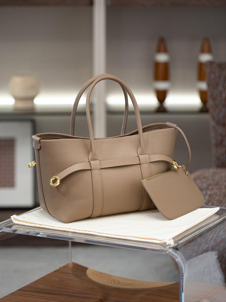 Premium Retro Tote Bag Large Capacity Splicing Leather Women's Bag Tote Bag Commuter Fashion Versatile Handbag
