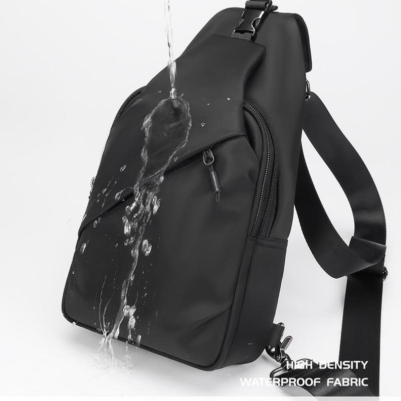 Men's breast bag Large capacity sports messenger bag Travel waterproof shoulder bag Functional wind Simple leisure
