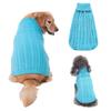Farbenfroher Zopfstrick-Rollkragenpullover für Hunde, und Winter.
