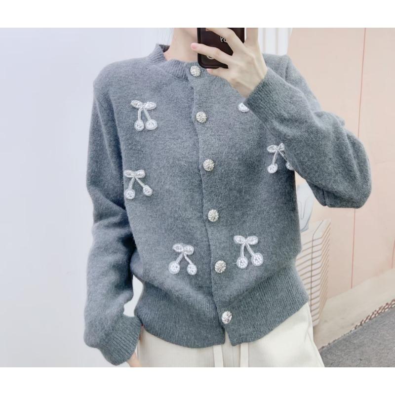 Early Spring New Heavy Industry Pearl Cherry Age Reduction Hundred Cardigan Outside with Knitted Sweater