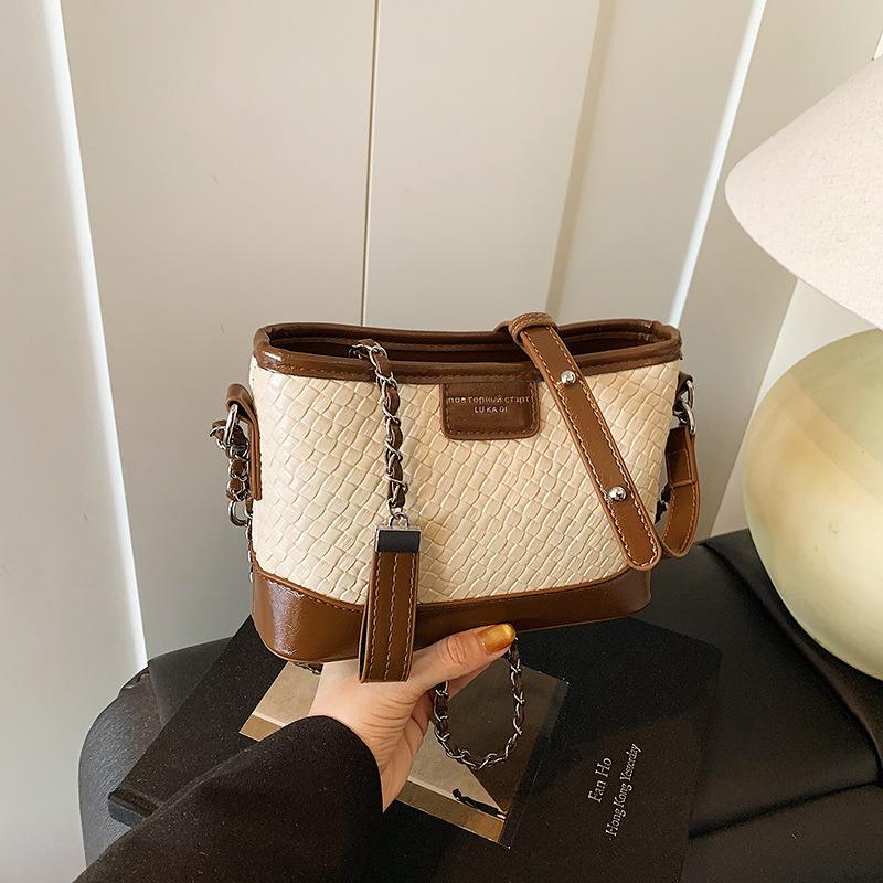 Modna wysokiej jakości teksturowana torebka pod pachę damska nowa szeroki pasek na ramię listonoszka tkana modna dojazdowa torebka na ramię