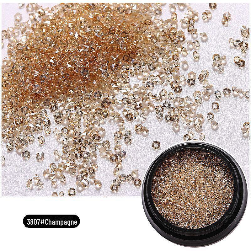 Nail Art Micro-Diamond Jewelry: Super Flash Pointy Crystal Sand Miniestones