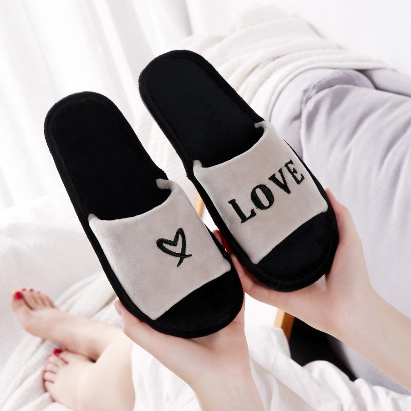 

Модный набор тапочек для свадебной вечеринки, с вышивкой, легкие, удобные, с мягкой подошвой, для невест, подружек невесты, гостей и девичников 44-45