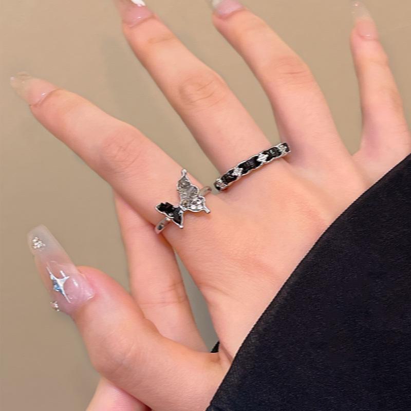 Dark Series Gravel Butterfly Ring: Sweet & Cool Hot Girl Style, High-End Open Index Finger Ring, Net Celebrity Design for Women.