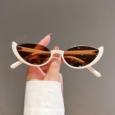 Neu: Kleine Cat-Eye-Sonnenbrille für Damen, trendige Vintage-Sonnenbrille mit zusammengesetzten Farbtönen, modische Luxus-Marken-Designer-Sonnenbrille