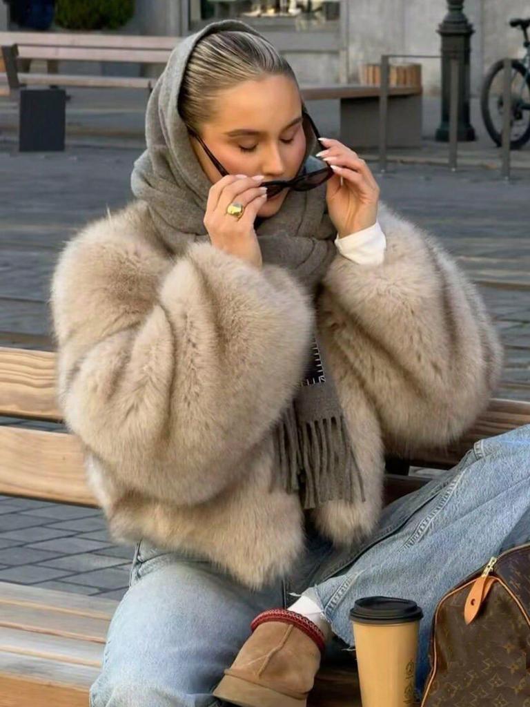 INS High-End Women's Faux Fur Fluffy Coat - Autumn/Winter Loose Warm Cardigan