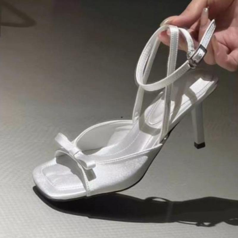 

Fashion Fashion High Heels Summer New Square Head Open Toe Shallow Bow Sandals A Line Buckle Women s Shoes 40 серебряный