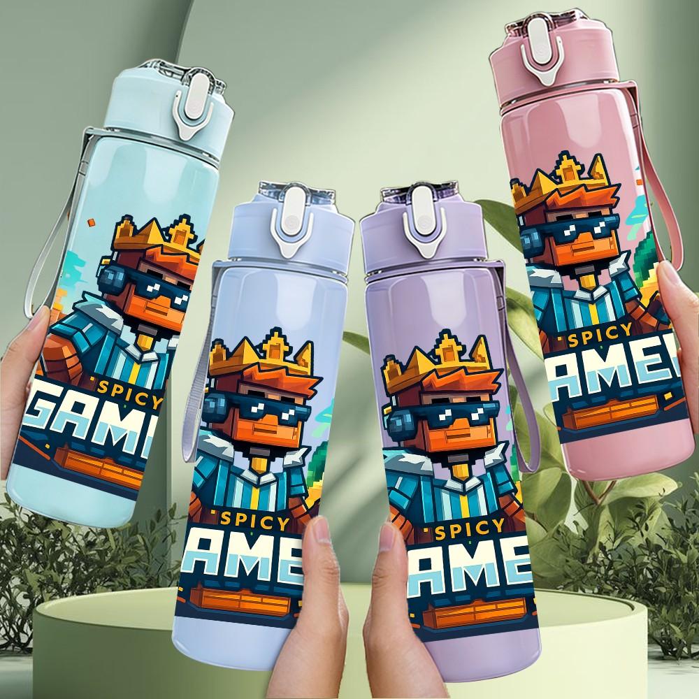1PC Gamer King Cartoon Character 750ml Color Plastic Sports Water Bottle Leakproof Flip Straw Lid Suitable for Sports Office Home Use