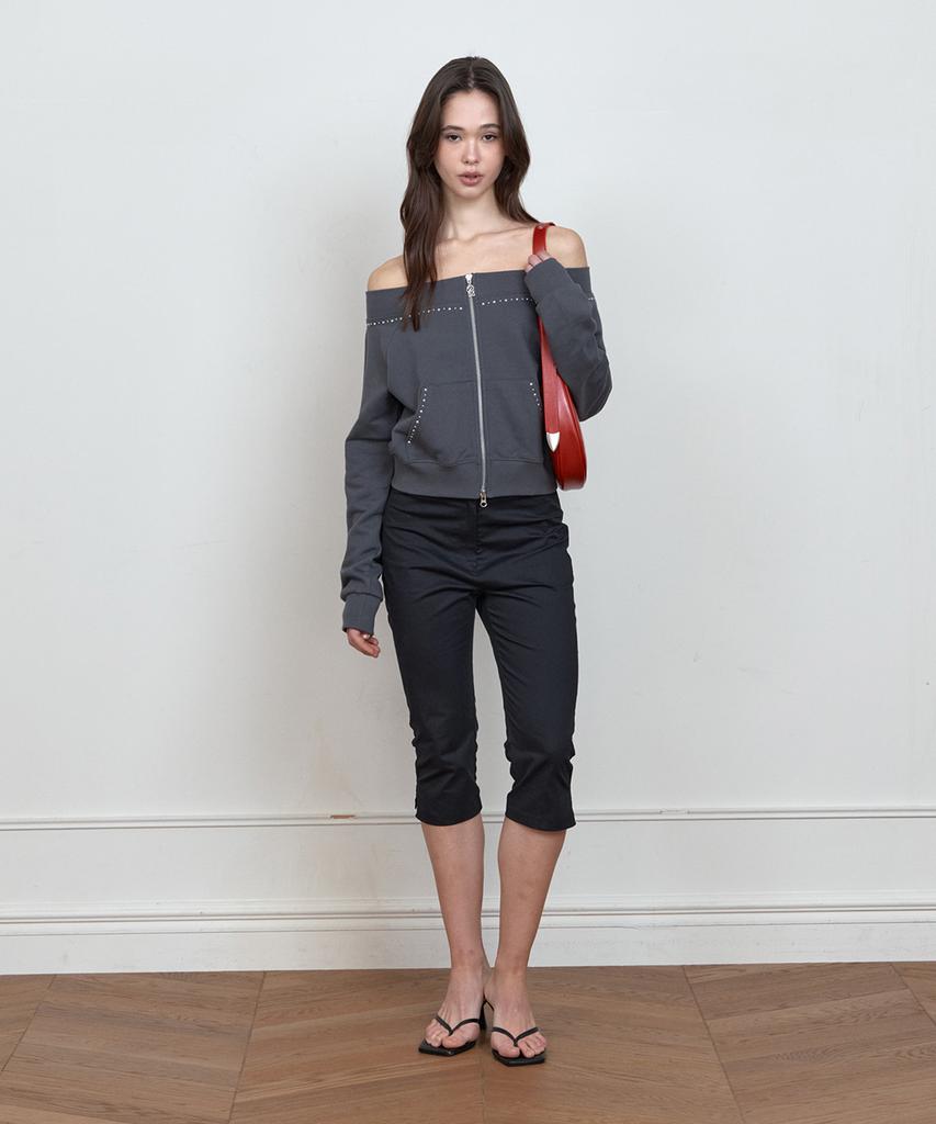 Kyuliti C Studded Off-Shoulder 2-Way Zip-Up_Charcoal
