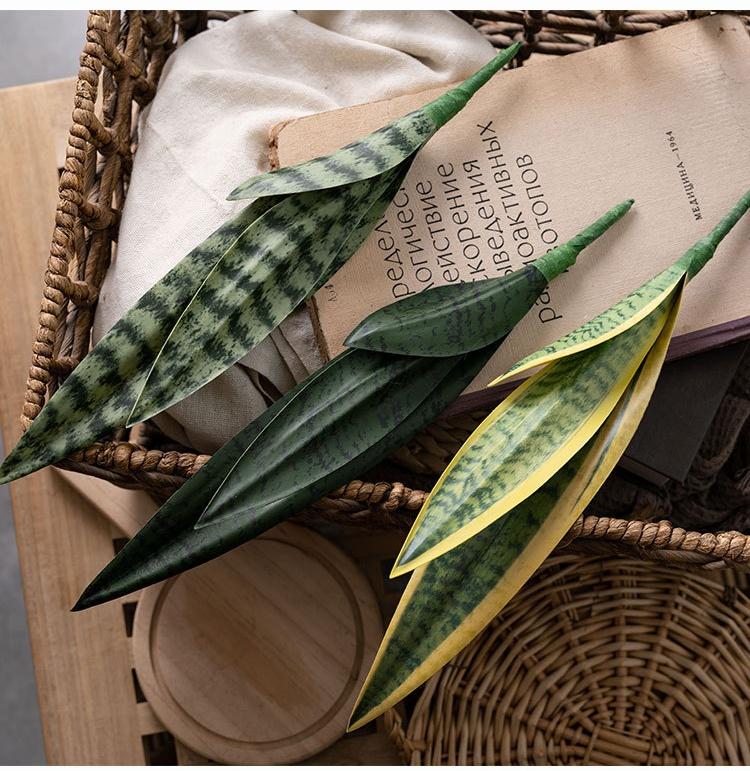 Artificial Plants PVC Snake Plant Simulate Leaf Outdoor Indoor DIY Decoraction For Home Garden Party Graduation Ceremony Decor