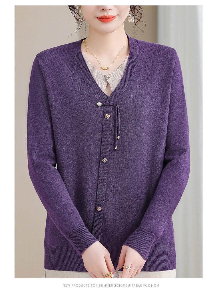 2025 Trendy Mom's Stylish Knit Cardigan: Spring/Fall Fake Two-Piece for Middle-Aged & Elderly Women
