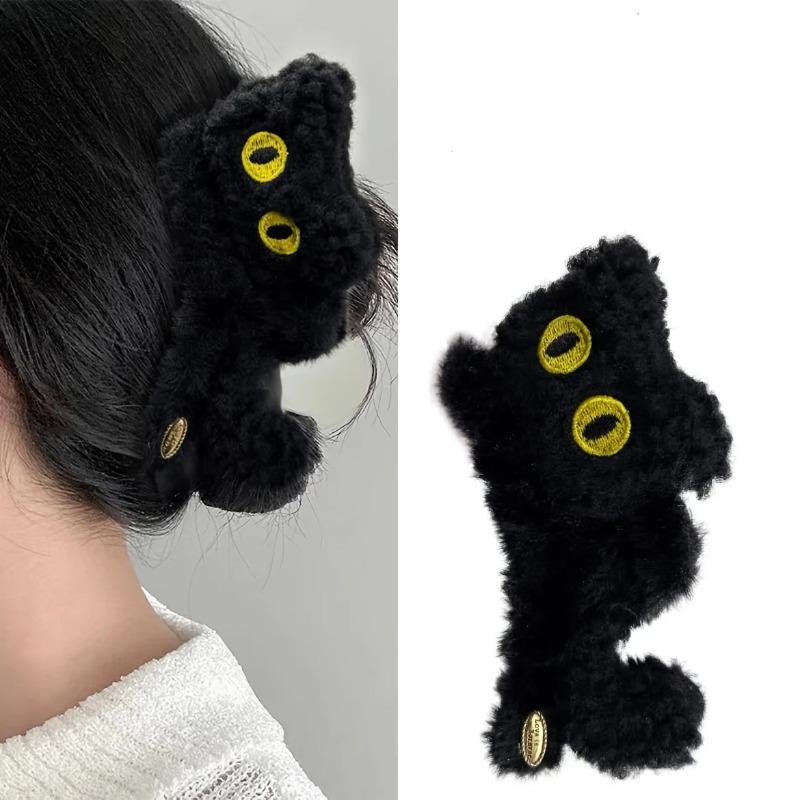 1pc/2pcs Autumn Winter Fashion Plush Cat Claw Clip Cute Cartoon Women's Shark Clip Super Cute Ponytail Bun Clip Hair Accessories