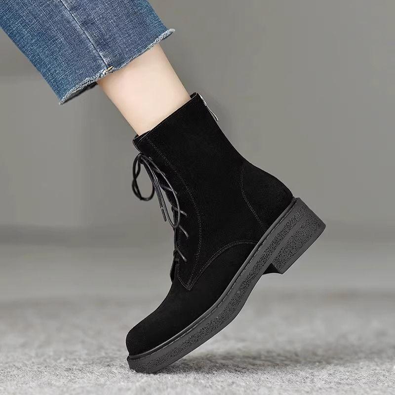 Kožené matné boty Martin s plochou podrážkou dámské 2025 nové britský styl silná podrážka šněrovací krátké boty jarní a podzimní kotníkové boty pracovní boty