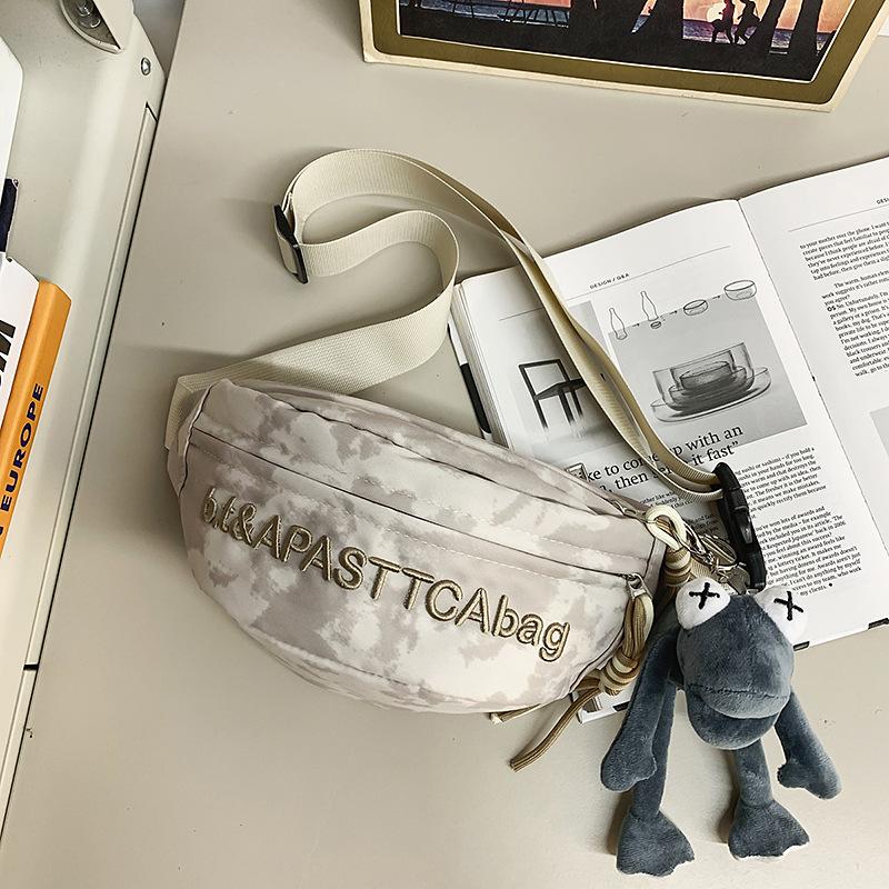 Casual breast bag women's tide brand messenger bag outdoor sports cycling locomotive shoulder bag niche versatile fanny pack men