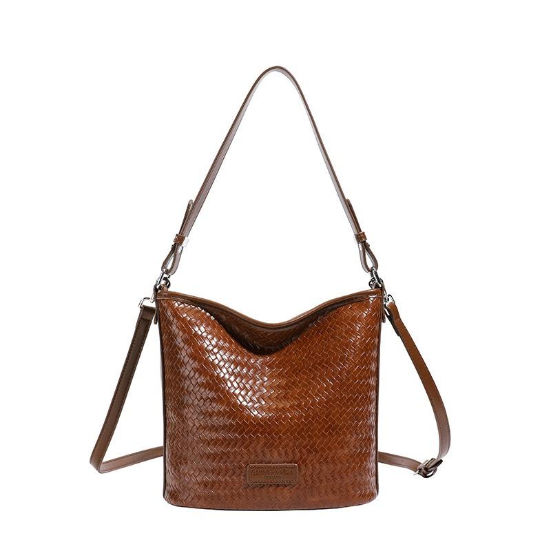 Popular bags women's new woven underarm bucket bags versatile shoulder messenger bags