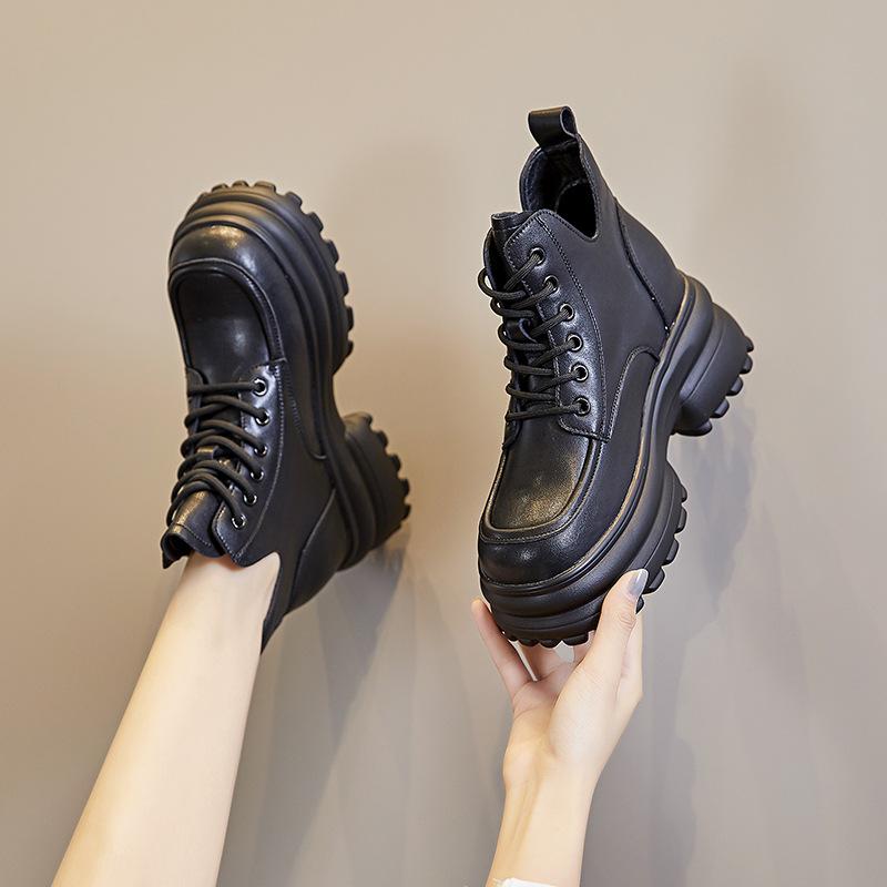 Leather Martin boots women's 2025 new black trendy short boots British style platform boots end fried street small short boots