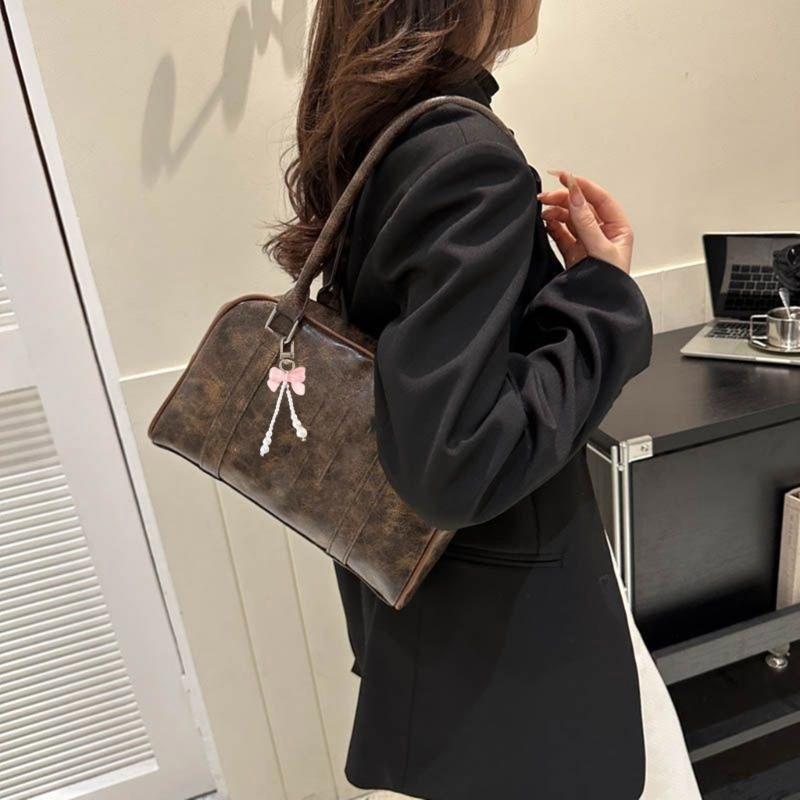 Bowknot Shaped Keychain Pendant Pearls Beaded Butterfly Knot Key Chain Fashionable Bow Ornament for Phones and Bag