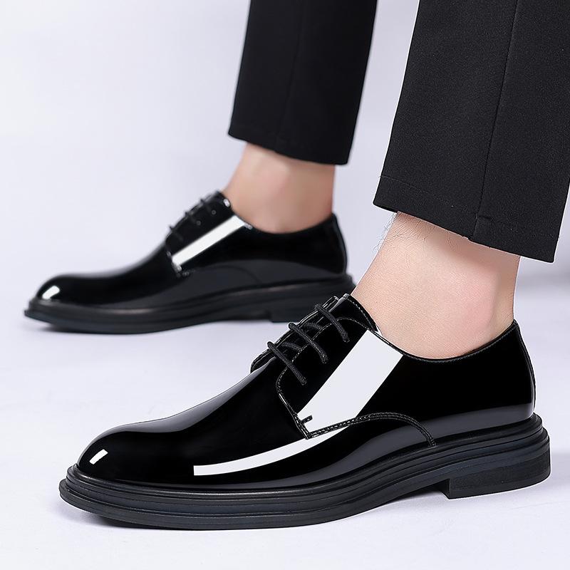 Leather shoes men's Korean version patent leather heightening 8CM business leather shoes glossy tip heightening 6CM formal men's shoes