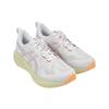Asics Baskets Novablast 5 2E Large Blanc Fauve Homme 1011B975-101