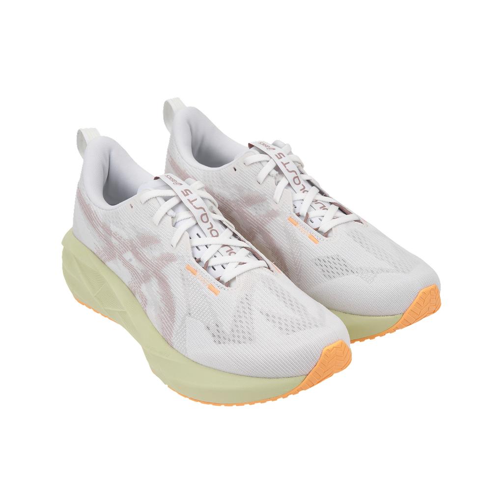 Asics Baskets Novablast 5 2E Large Blanc Fauve Homme 1011B975-101