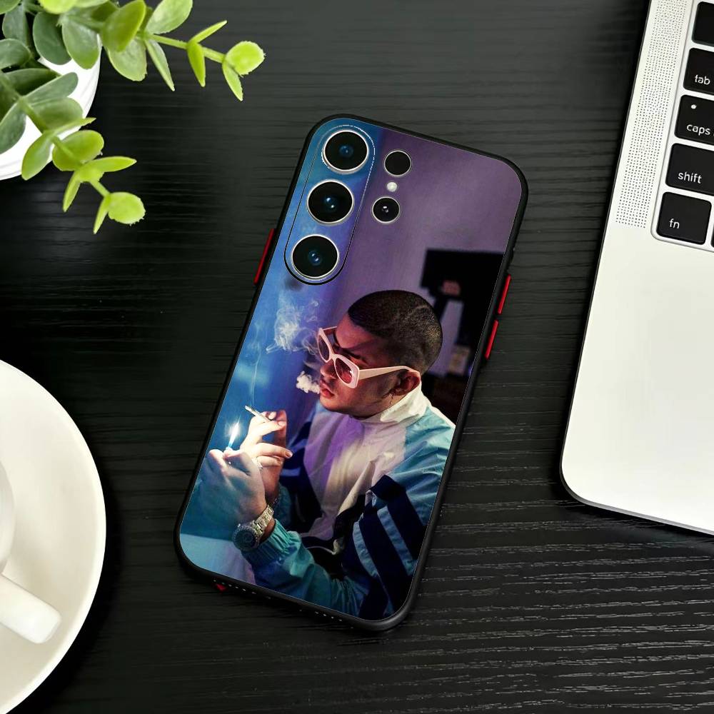 Bad K-Bunny Phone Case For Samsung S26,S25,S24,S23,S22,S21,S20,Ultra,Plus,FE Black Soft Cover