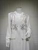 Elegant White Floral Embroidered Abaya Coat - Modern Middle Eastern Fashion