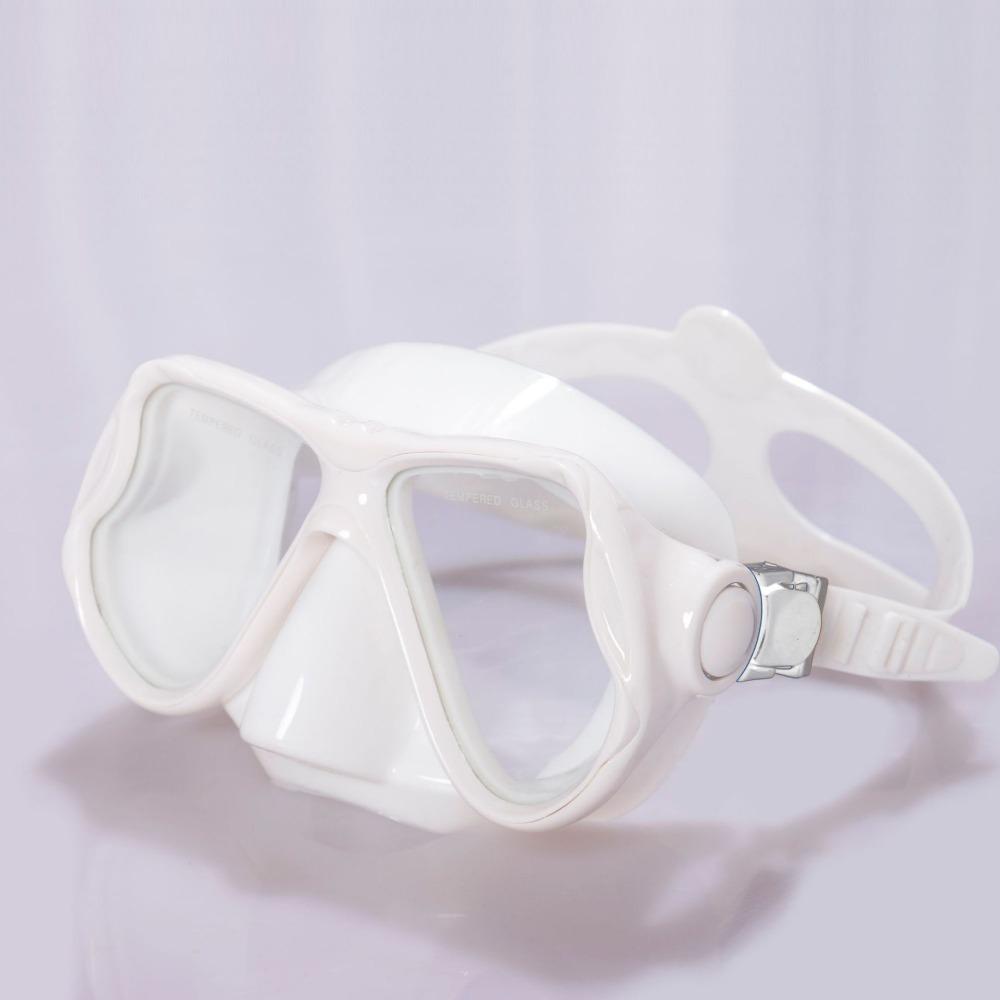 Diving goggles set snorkel with liquid silicone
